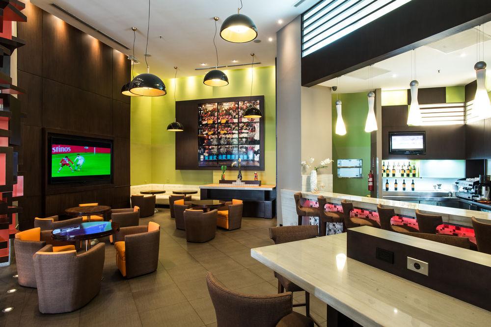 Courtyard By Marriott Guayaquil Hotell Exteriör bild