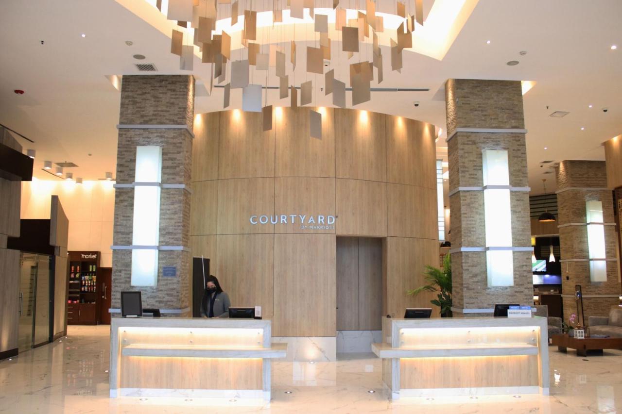 Courtyard By Marriott Guayaquil Hotell Exteriör bild