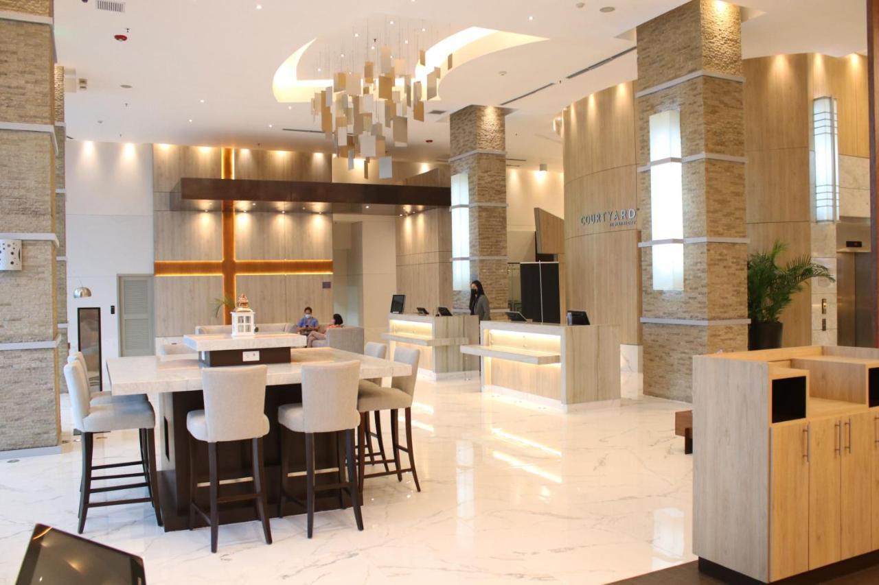 Courtyard By Marriott Guayaquil Hotell Exteriör bild