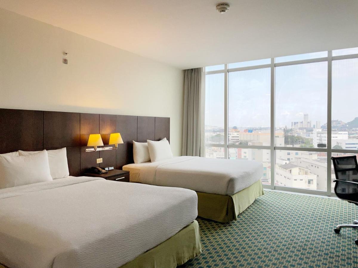 Courtyard By Marriott Guayaquil Hotell Exteriör bild