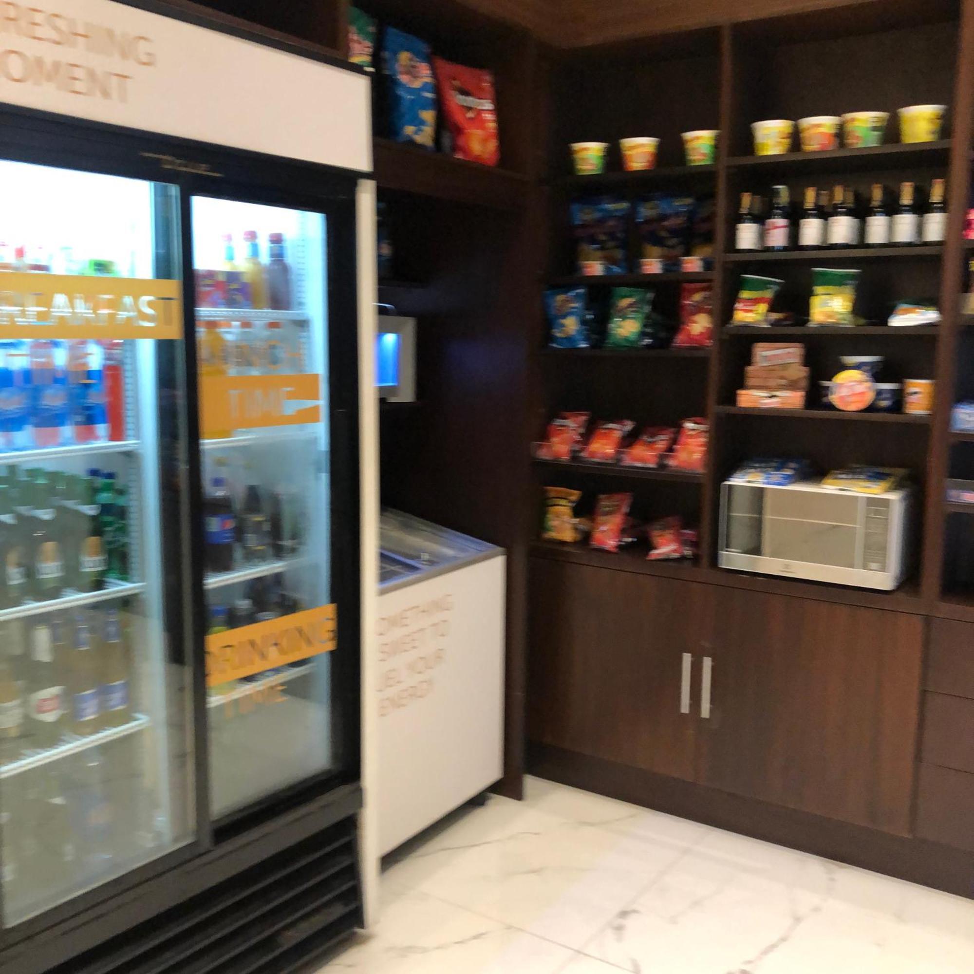 Courtyard By Marriott Guayaquil Hotell Exteriör bild