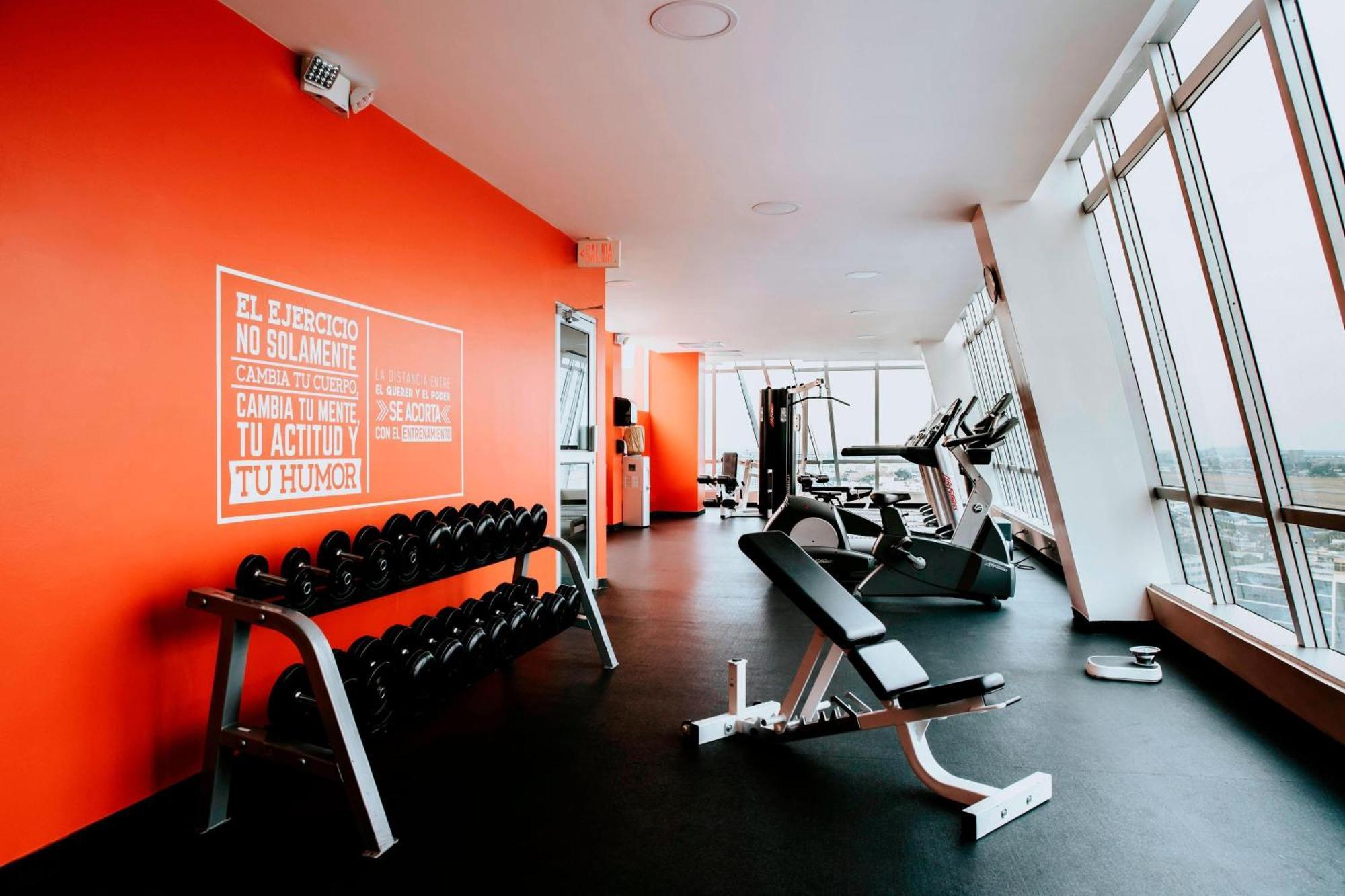 Courtyard By Marriott Guayaquil Hotell Exteriör bild
